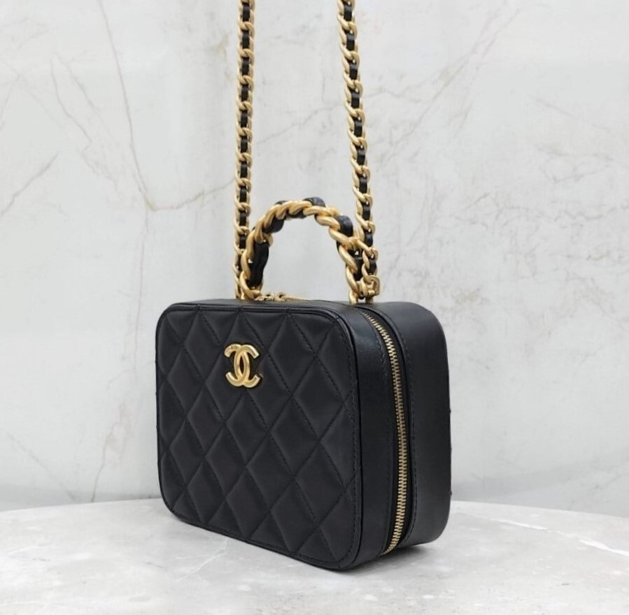 [럭스유] 샤넬 체인 베니티 코스메틱 스몰 탑핸들 백 AS3318