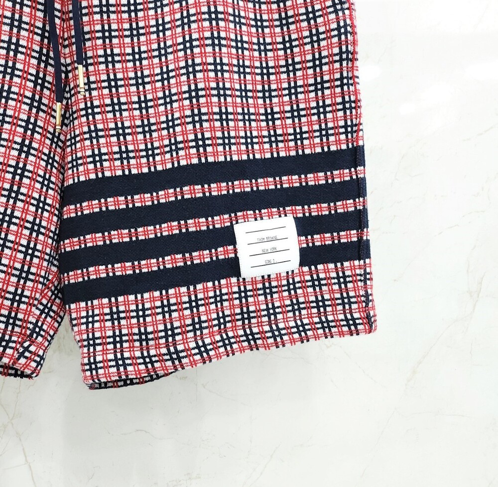 [럭스유] 2 / 톰브라운 체크 4바 스웨트 코튼 쇼츠 MJG194A