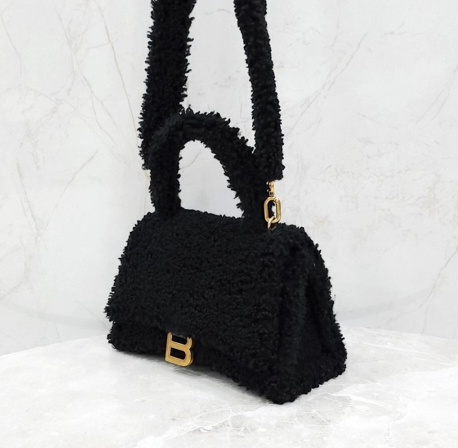 [럭스유] 발렌시아가 아워글래스 시어링 블랙 토트 숄더백 676365