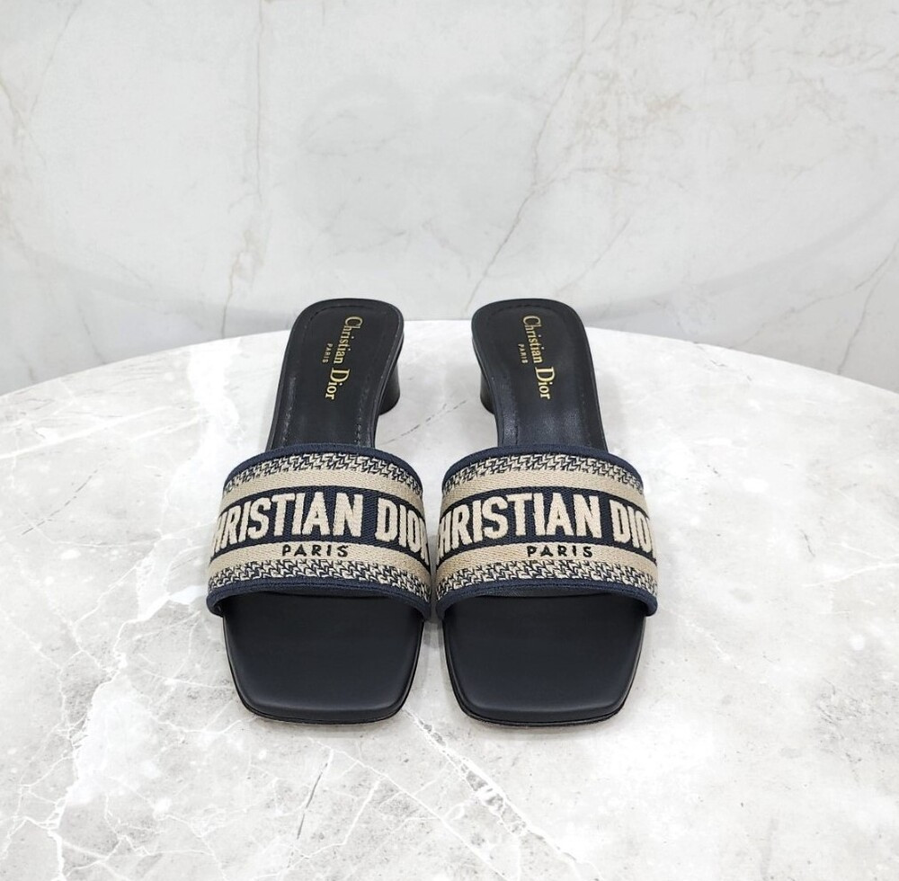 [럭스유] 38.5 / 디올 딥블루 자수 코튼 뮬 힐 KCQ915ERC