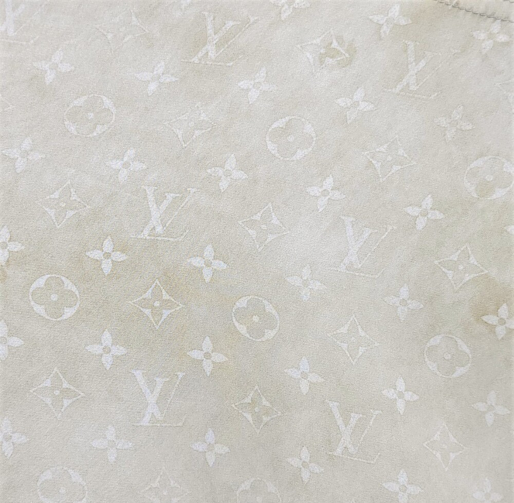 [럭스유] 40 / 루이비통 모노그램 실크 조거 팬츠 1A9XT0