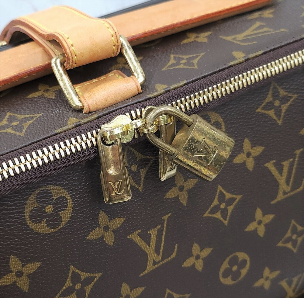[럭스유] 루이비통 모노그램 페가세 캔버스 롤링 러기지 캐리어