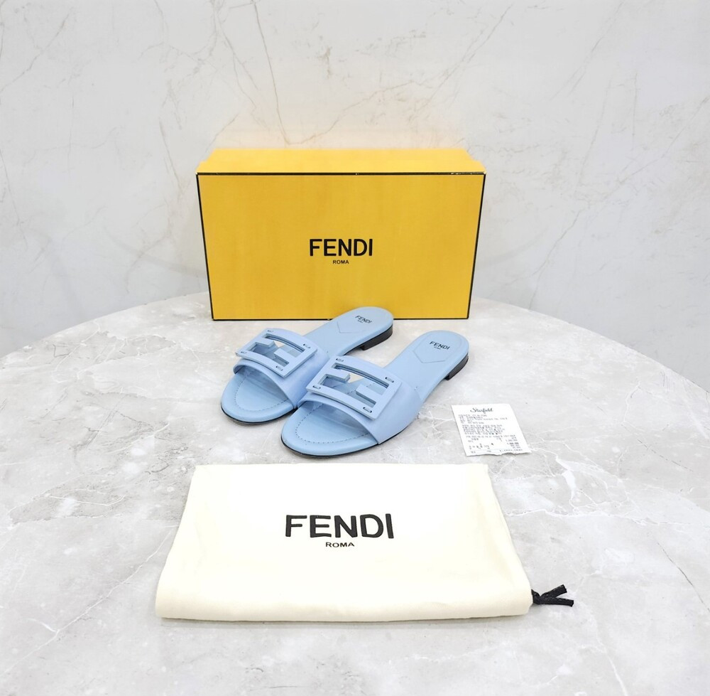 [럭스유] 38 / 펜디 FF 블루 바게트 샌들 슬리퍼 8R8136