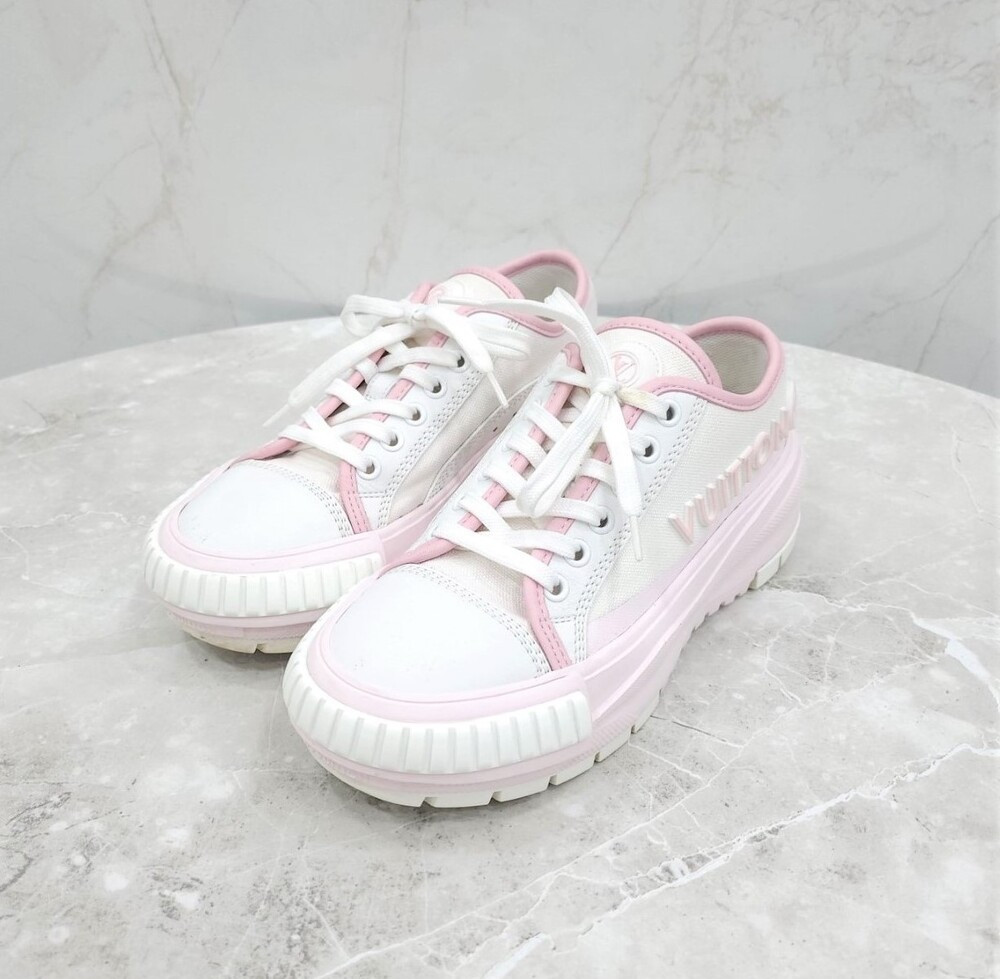 [럭스유] 35 / 루이비통 LV 스쿼드 스니커즈