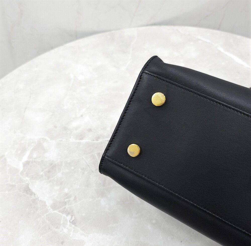 [럭스유] 생로랑 블랙 모노그램 베이비 카바스 숄더백 424868