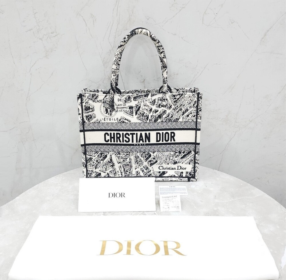 [럭스유] 디올 북토트 미디엄 플랑 드 파리 M1296ZOMP