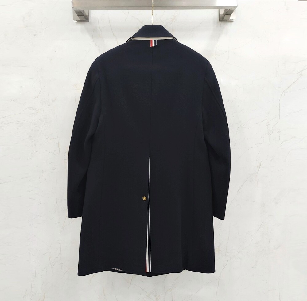 [럭스유] 0 / 톰브라운 네이비 금장버튼 멜톤 울 코트 MOU650A