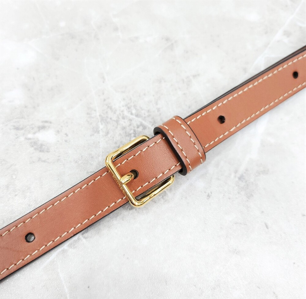 [럭스유] 셀린느 트리옹프 캔버스 미디엄 폴코백 1911502BZJ.04LU