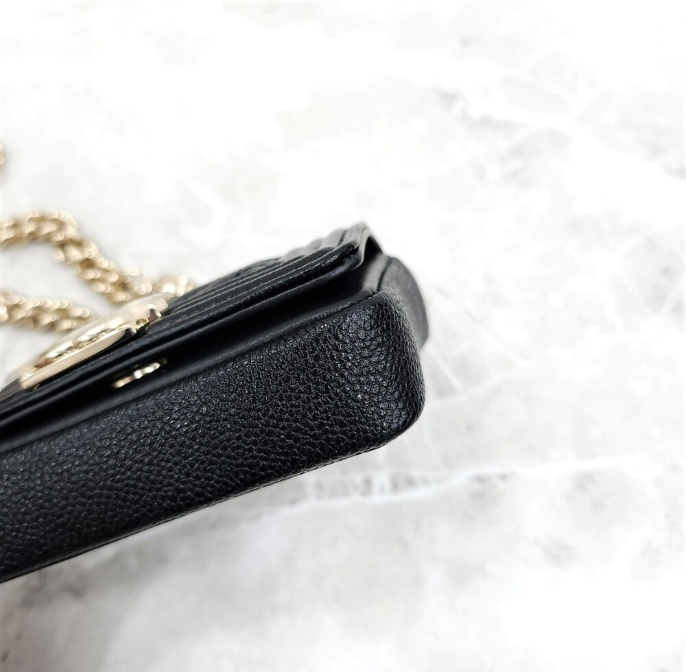 [럭스유] (새상품) 샤넬 보이 미니 벨트백 카프스킨 쉐브론 블랙 AP2709