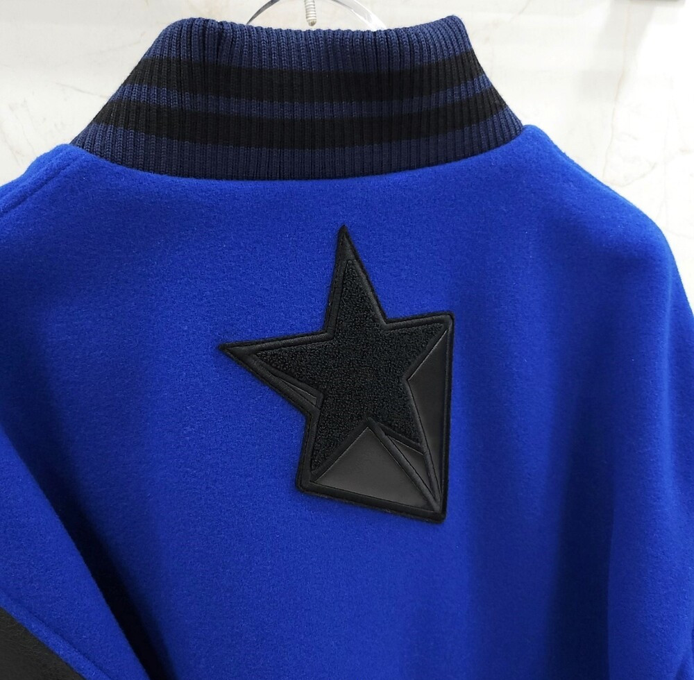 [럭스유] 54 / 버버리 패치 디테일 TB로고 보머 자켓