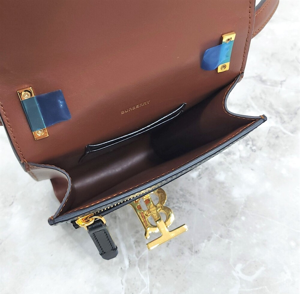 [럭스유] 버버리 로빈 미니 크로스백 80304271