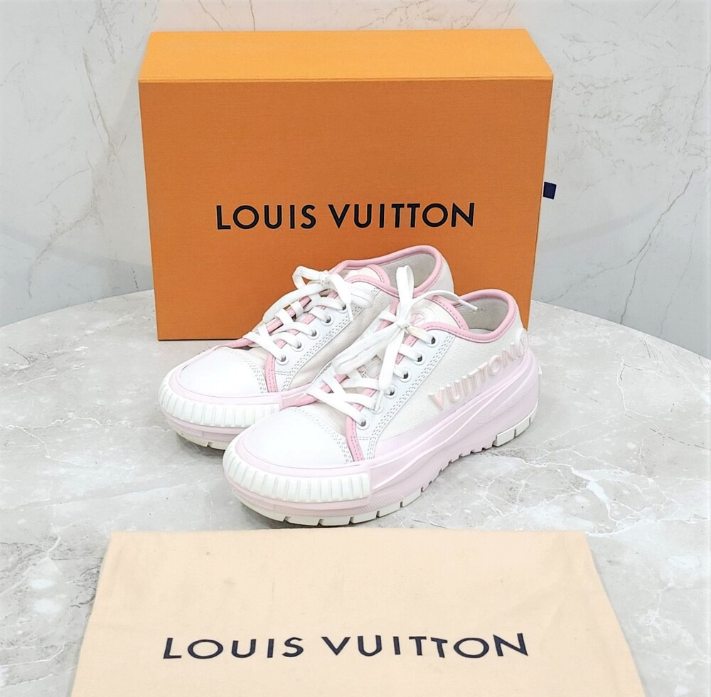[럭스유] 35 / 루이비통 LV 스쿼드 스니커즈