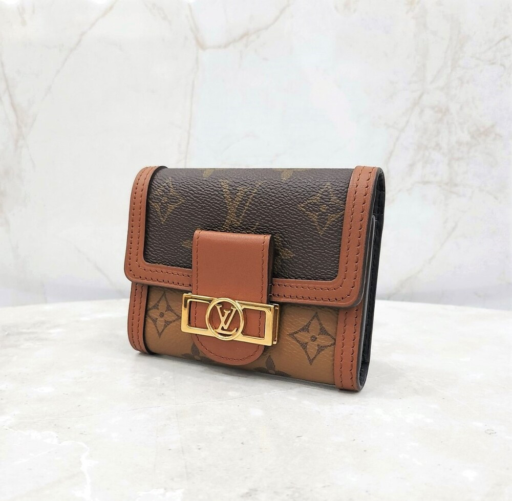 [럭스유] 루이비통 도핀 컴팩트 월릿 모노그램 지갑 M68725