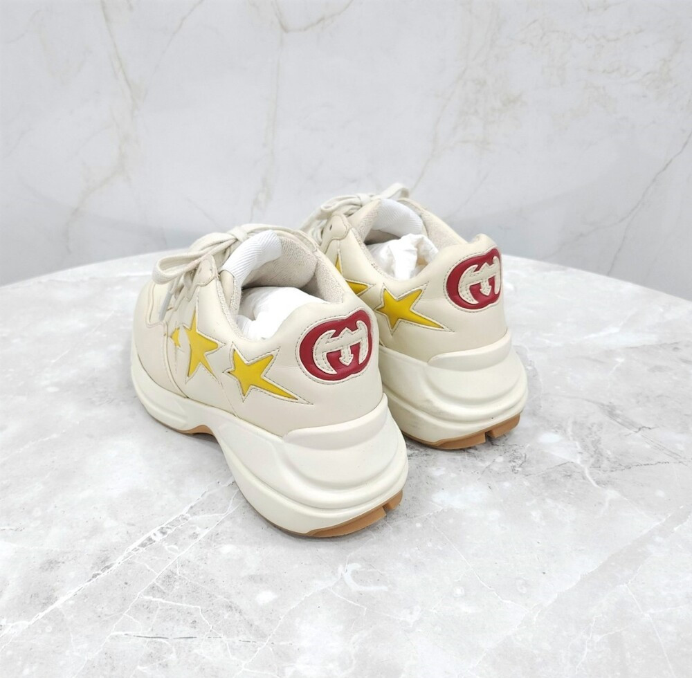 [럭스유] 34 / 구찌 스타패치 라이톤 스니커즈