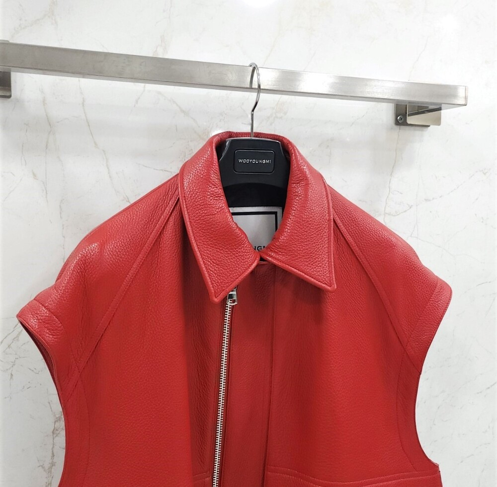 [럭스유] 46 / 우영미 디어 레더 베스트 조끼