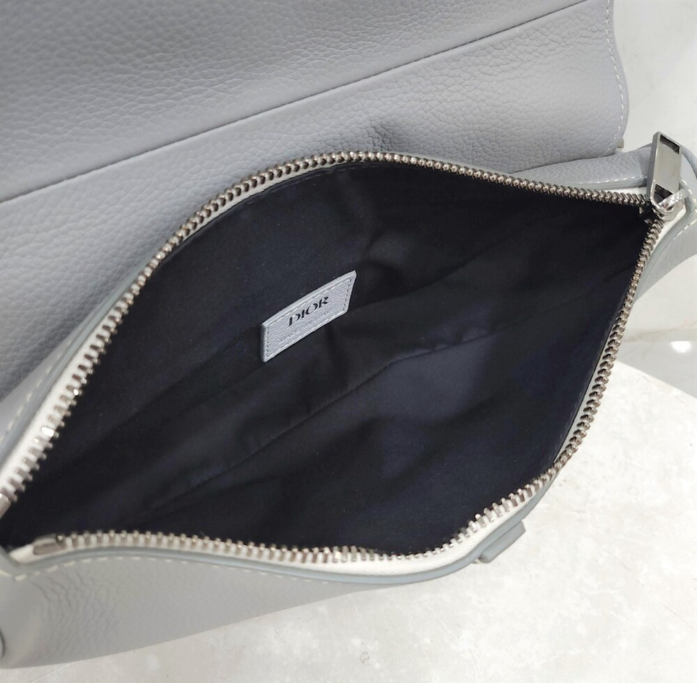 [럭스유] (새상품) 디올 1947 스티치 그레이 그레인 새들백