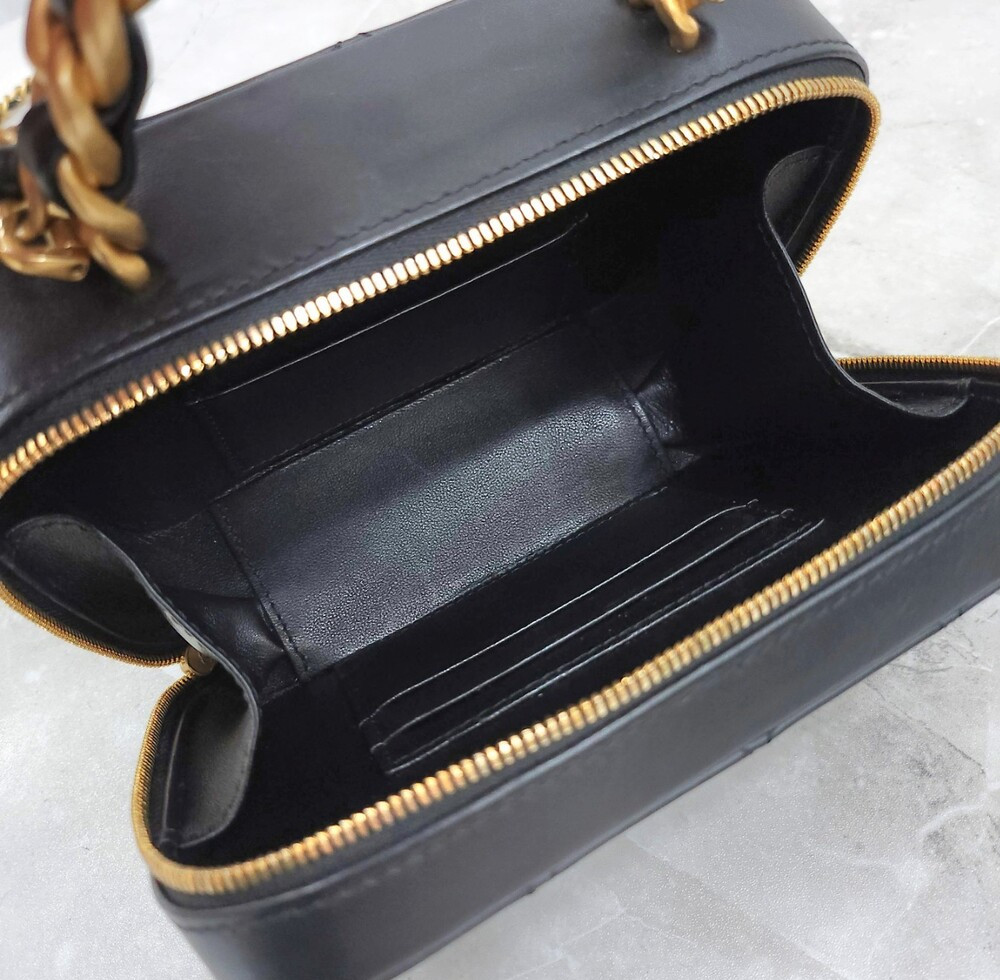 [럭스유] 샤넬 체인 베니티 코스메틱 스몰 탑핸들 백 AS3318