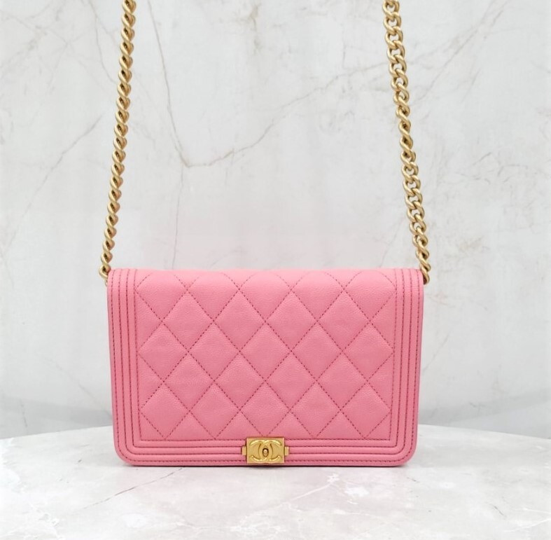 [럭스유] 샤넬 캐비어 보이 WOC 체인 크로스백 AP1117