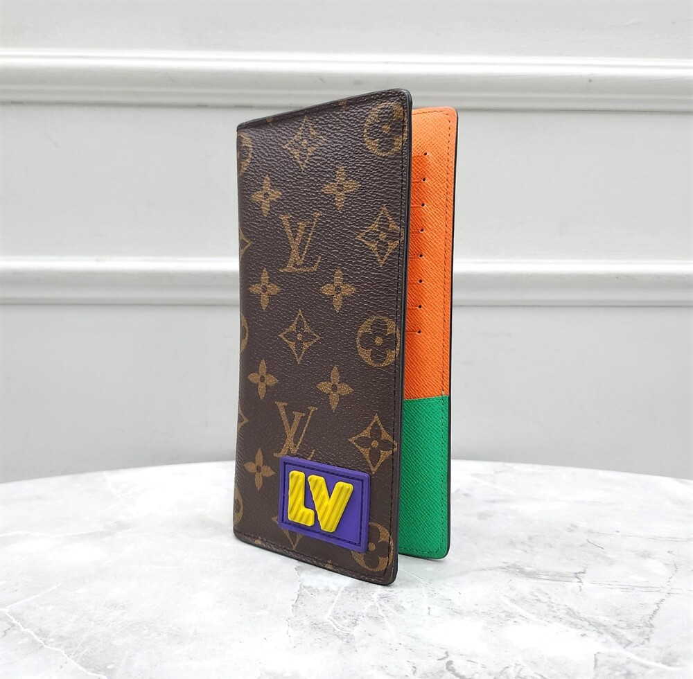 [럭스유] 루이비통 LV 러버 패치 브라짜 월릿 장지갑