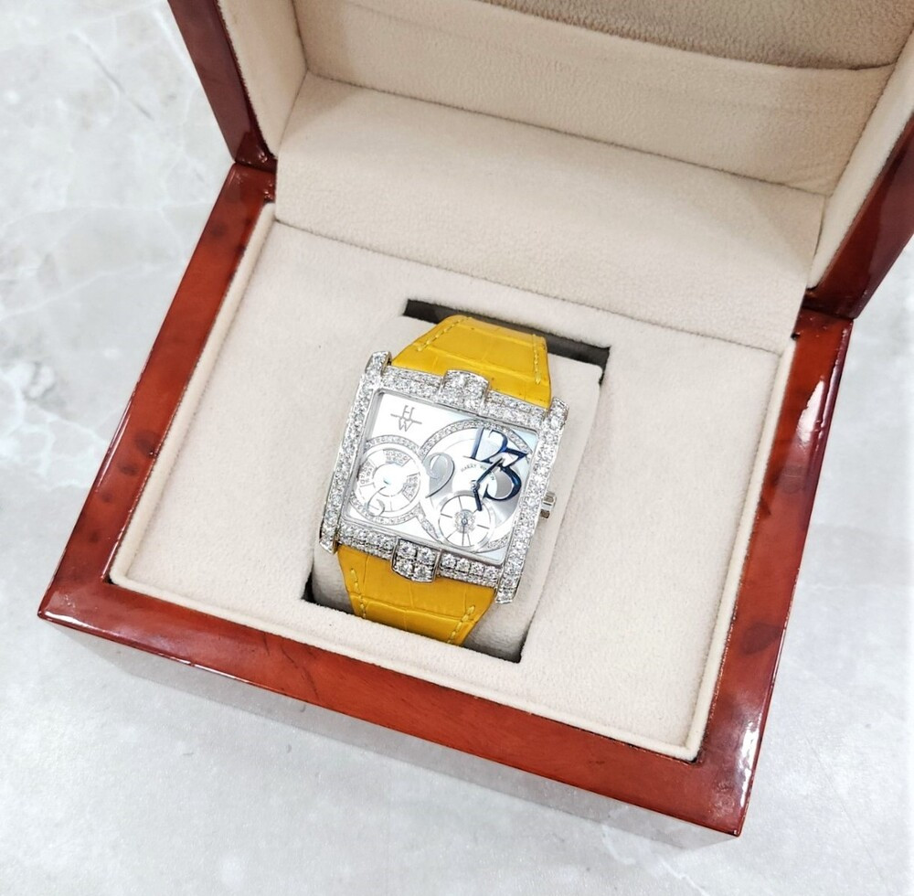 [럭스유] 해리윈스턴 다이아 화이트골드 엘리게이터 스트랩 시계