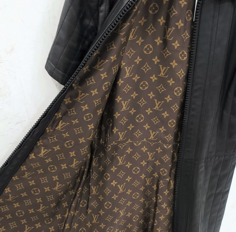 [럭스유] (새상품) 36 / 루이비통 핀 스트라이프 레더 집업 원피스