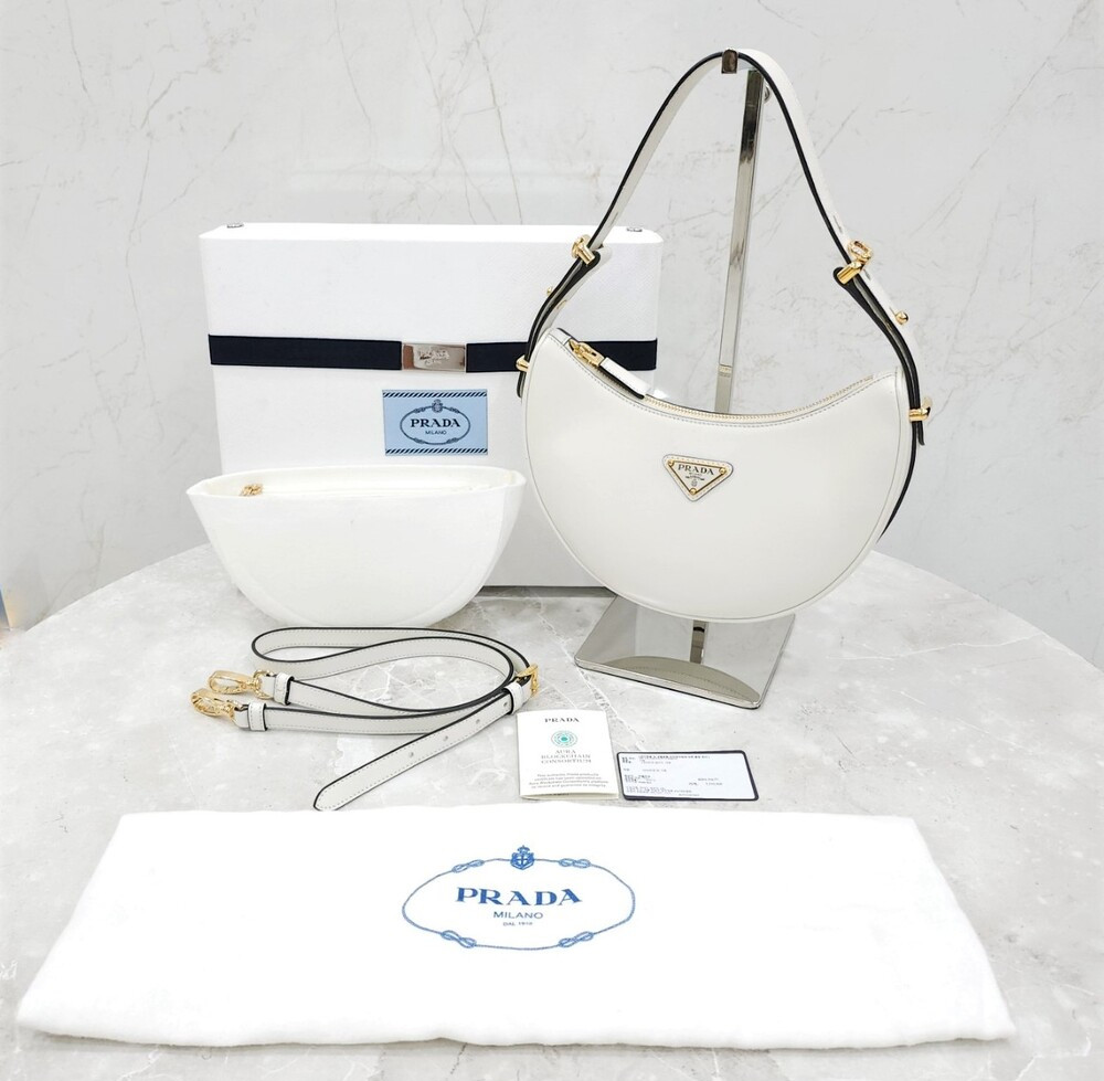 [럭스유] 프라다 아르케 스몰 가죽 숄더백 1BC194