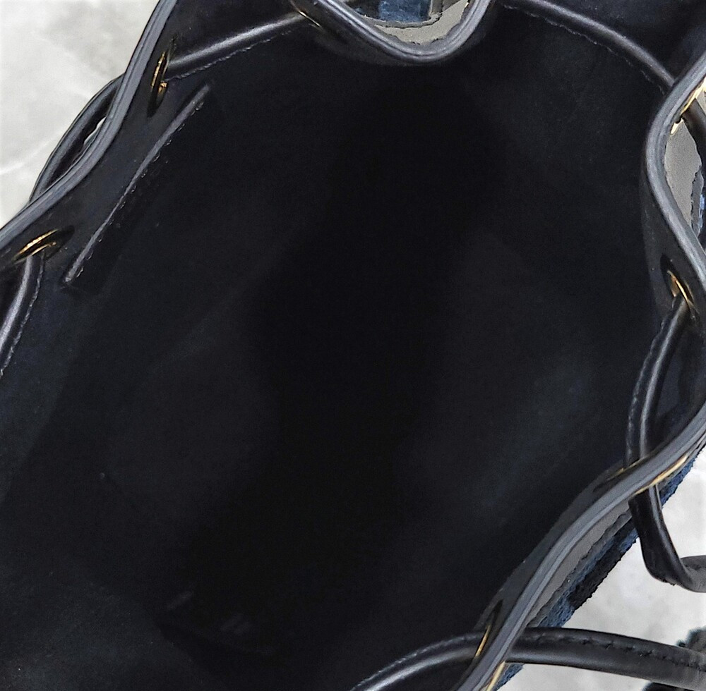 [럭스유] 펜디 FF 몬트레조 레더 버킷 미니백 8BS010