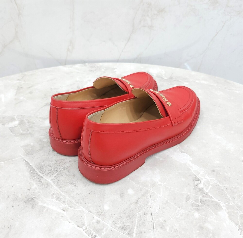 [럭스유] 36 / 샤넬 X 퍼렐 윌리엄스 레드 로고 레더 로퍼