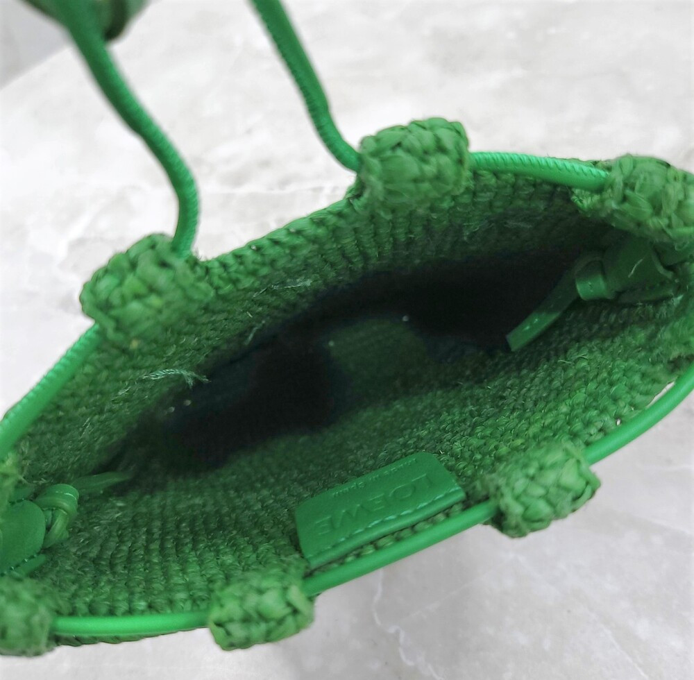 [럭스유] (새상품) 로에베 드로우스트링 포켓 라피아 그린 크로스백