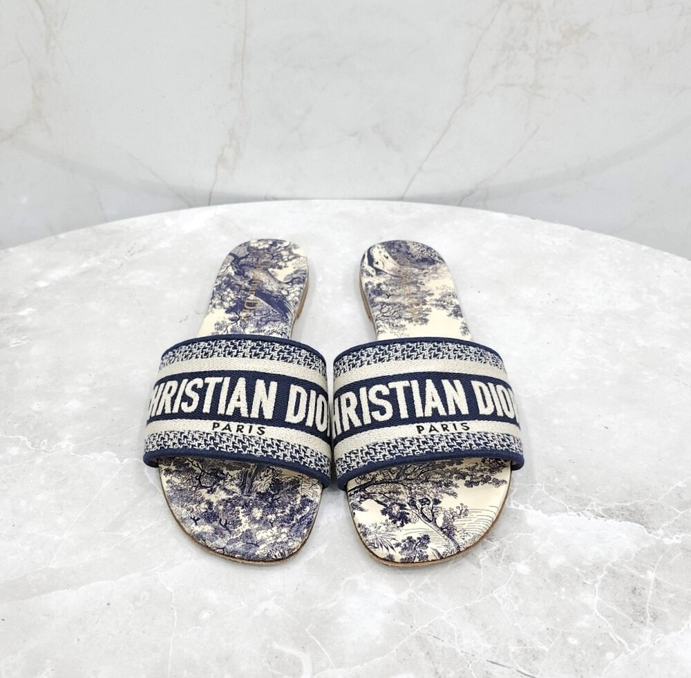 [럭스유] 37.5 / 디올 디웨이 뮬 슬리퍼 딥블루 KCQ209TJE