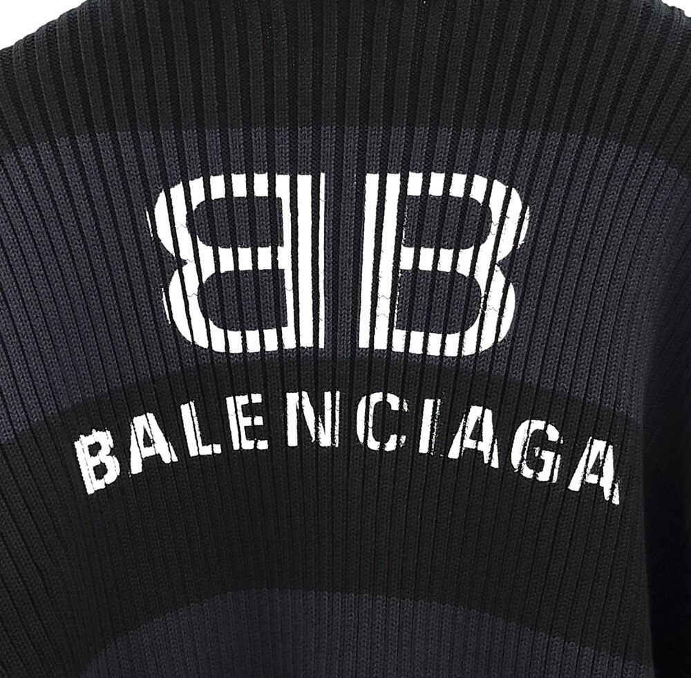 [럭스유] (새상품) S / 발렌시아가 백로고 크루넥 스웨터 657525