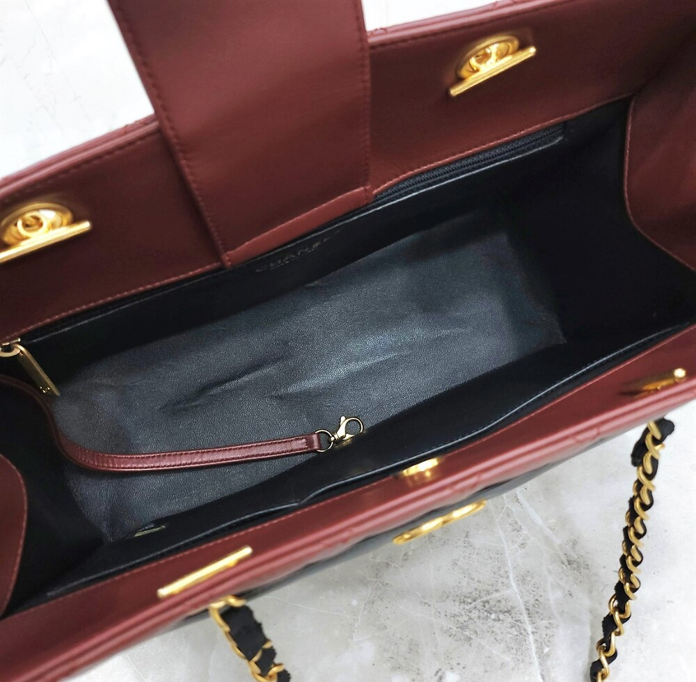 [럭스유] 샤넬 버건디 CC 로고 체인 숄더백 21번대 A91058
