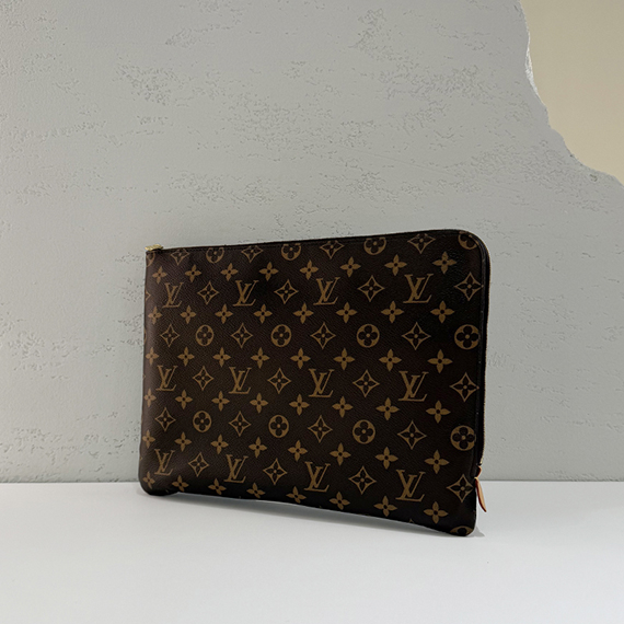 루이비통 모노그램 에튀 보야주 MM 클러치백 내장칩 M44499