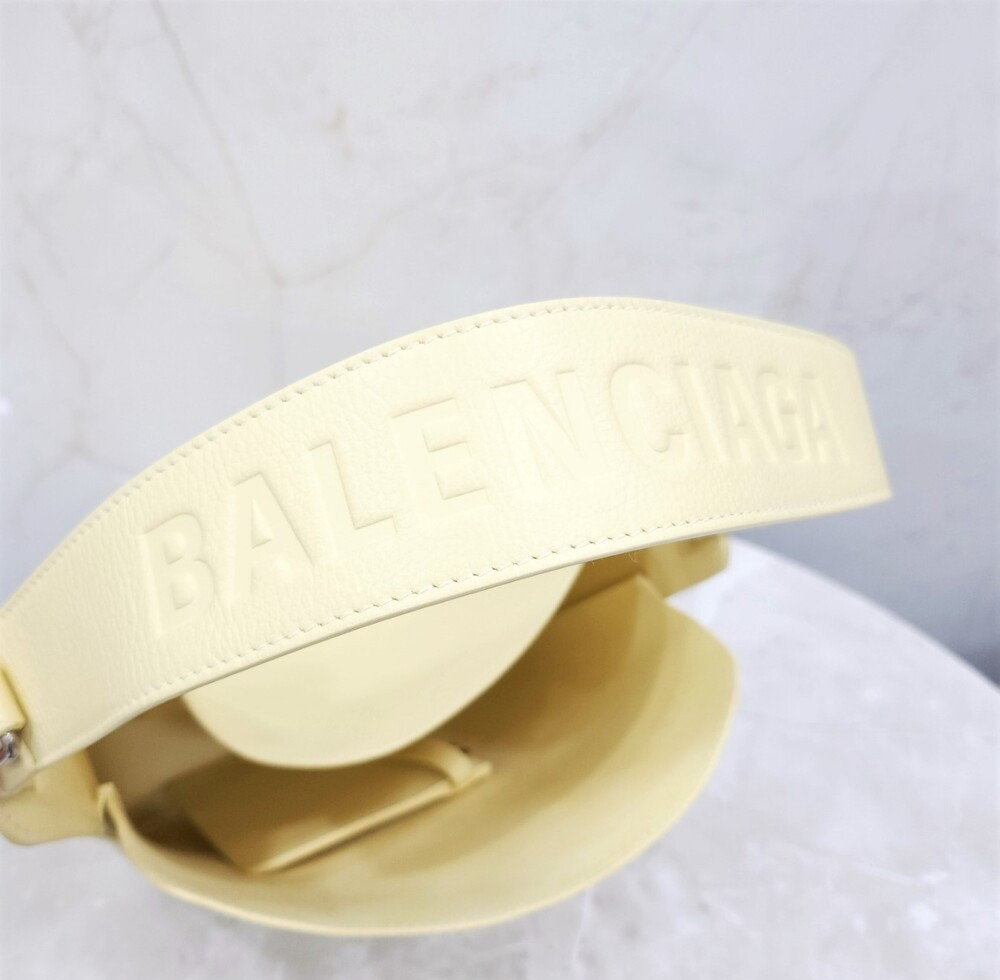 [럭스유] 발렌시아가 툴 20 옐로우 레더 토트 크로스백 659920