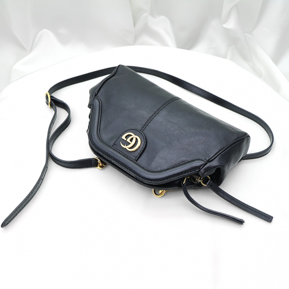 Gucci(구찌) 524620 블랙 레더 르벨 스몰 크로스백