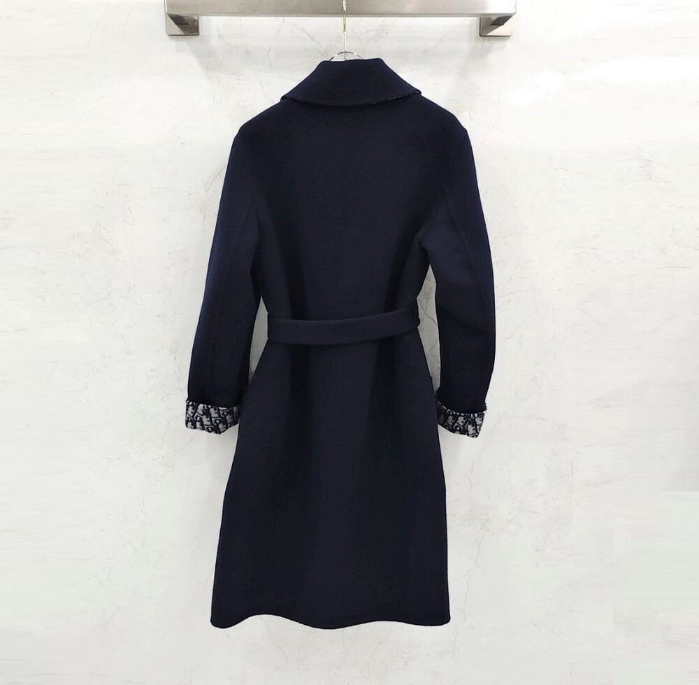 [럭스유] 36 / 디올 버진 울 오블리크 벨트 코트 110M36A1375