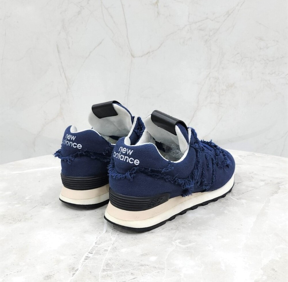 [럭스유] 36 / 미우미우 X 뉴발란스 574 스니커즈 로얄블루 5E765D