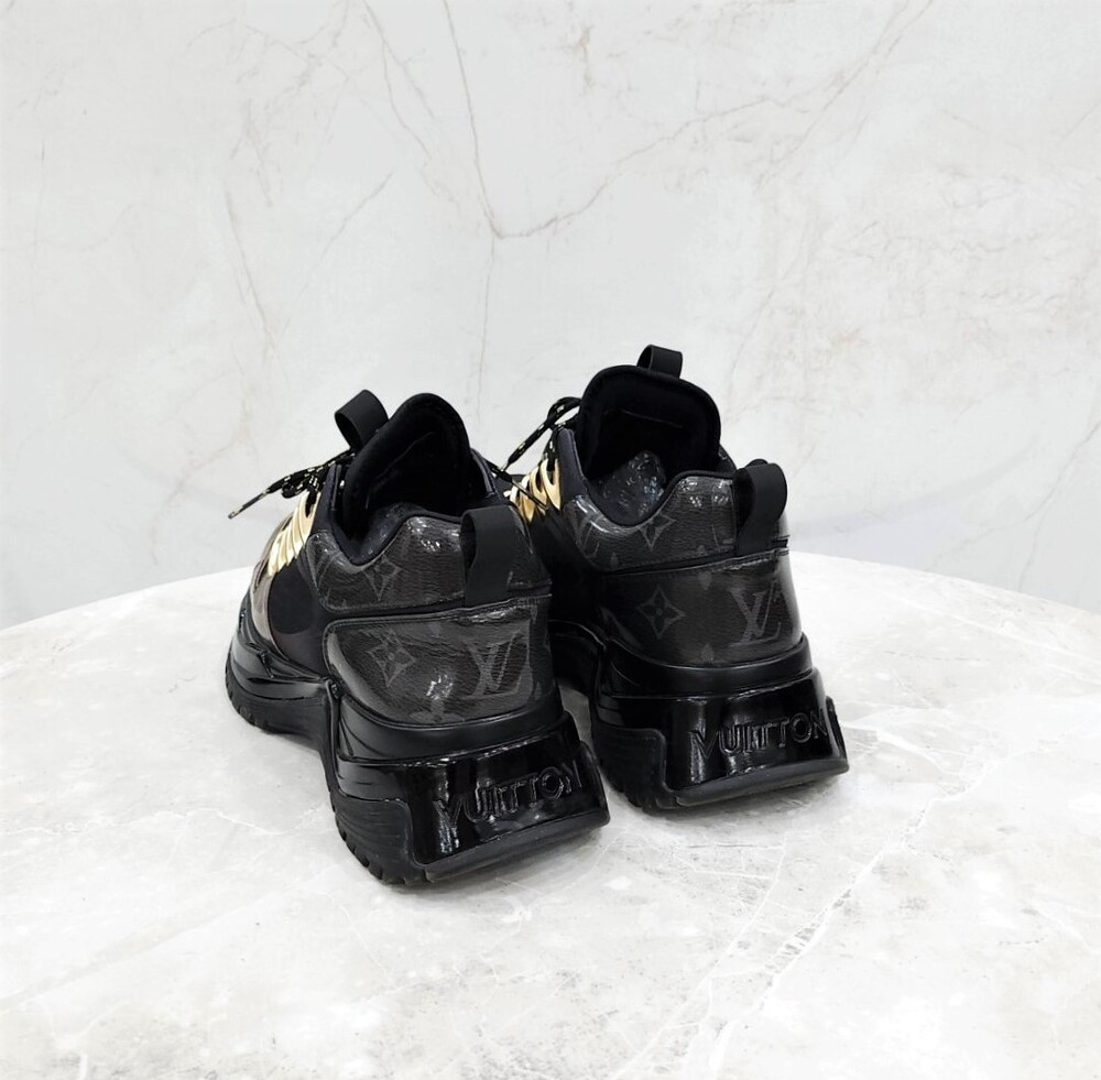 [럭스유] 5 / 루이비통 모노그램 펄스 스니커즈