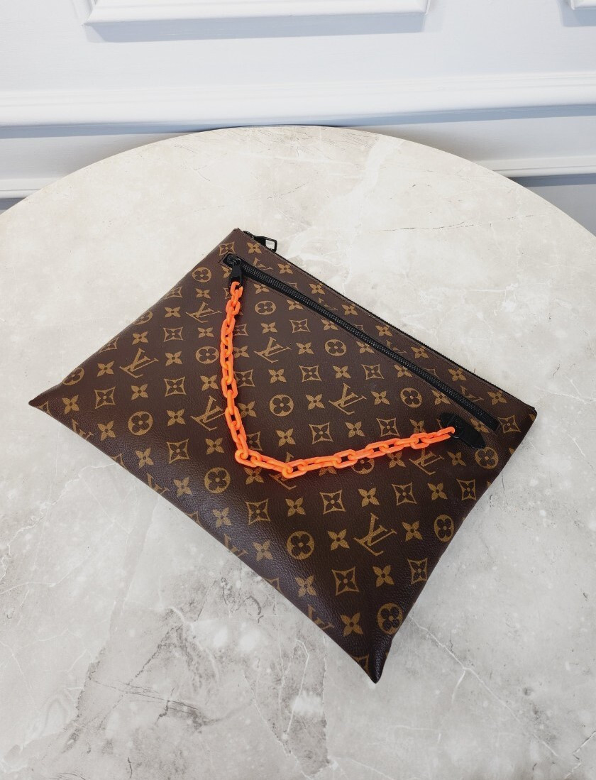 [럭스유] 루이비통 한정판 모노그램 버질아블로 오렌지 체인 클러치백