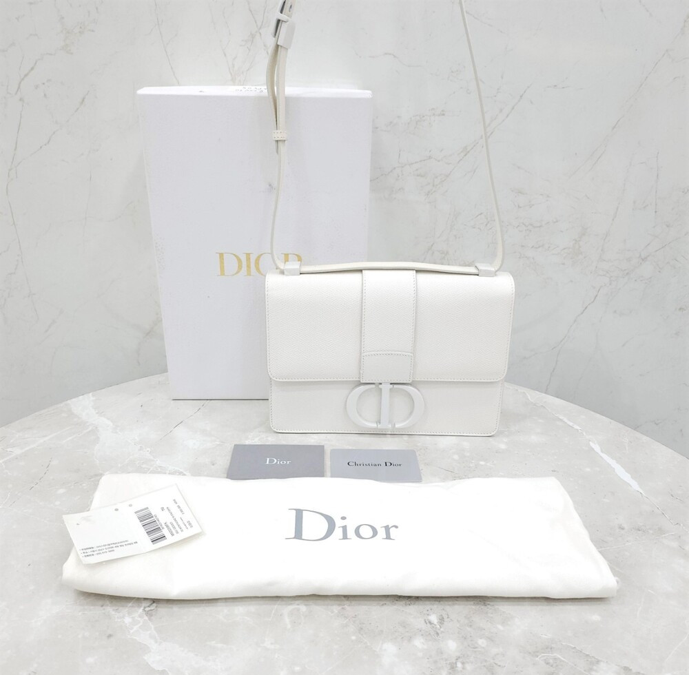 [럭스유] (새상품) 디올 화이트 몽테인 30 레더 숄더백