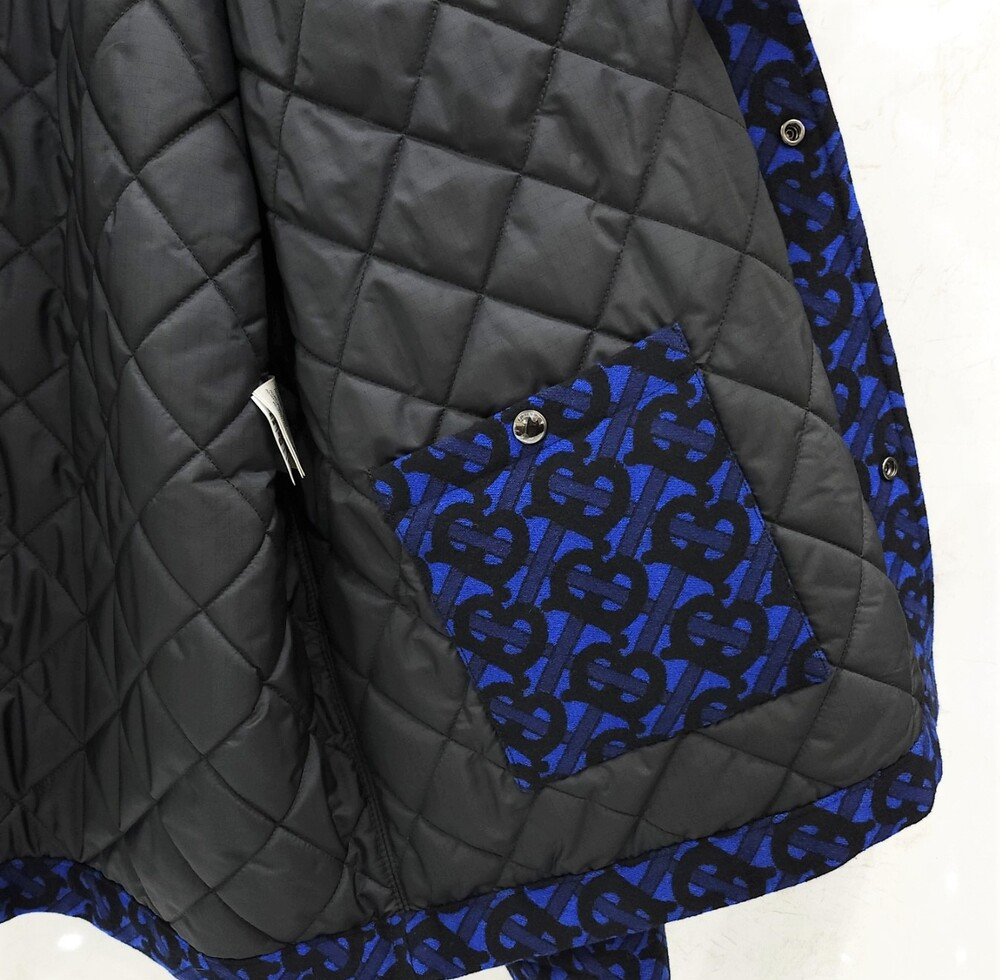 [럭스유] XXL / 버버리 TB 모노그램 울 오버 자카드 자켓 8048700