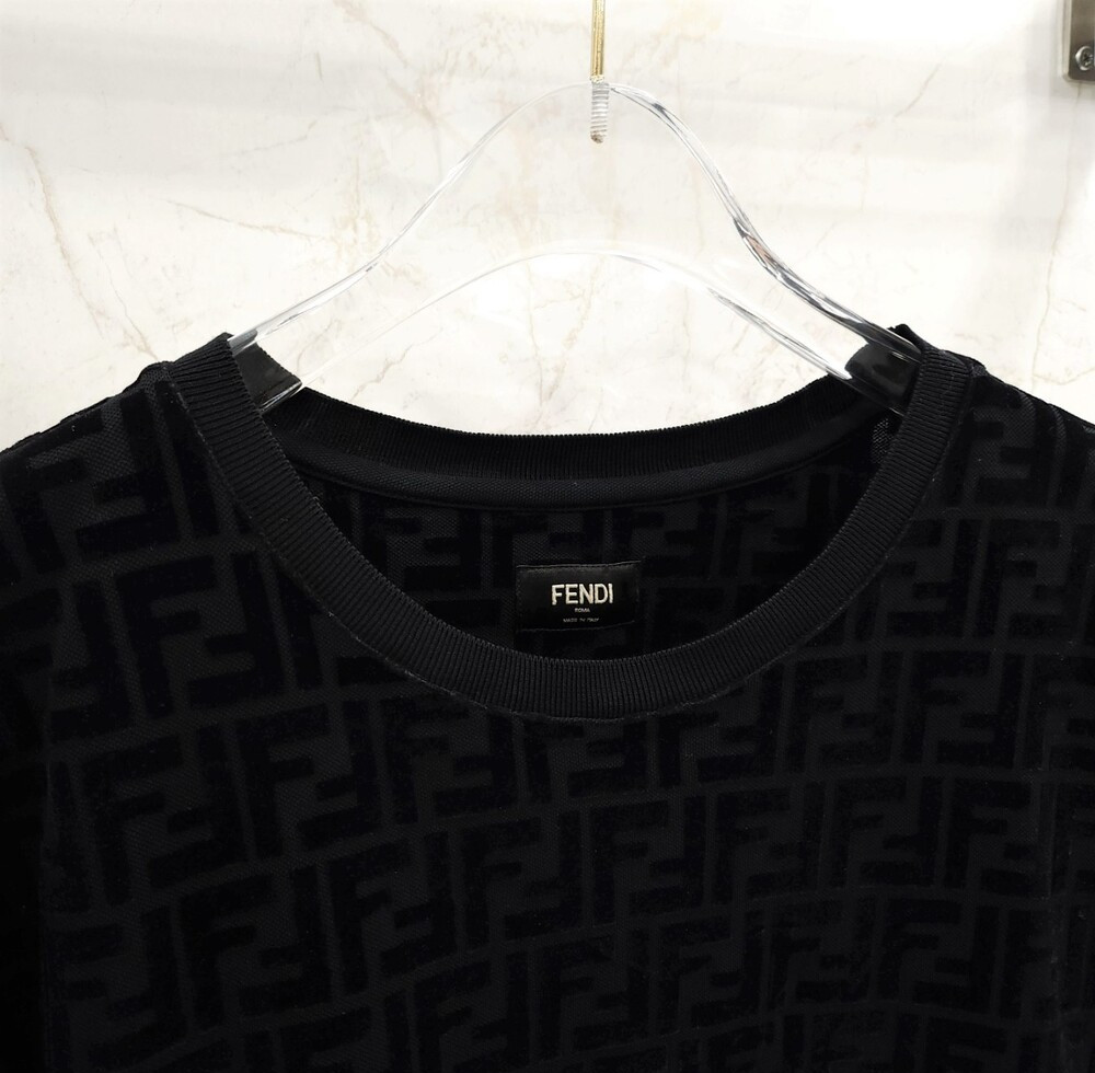 [럭스유] L / 펜디 FF 쇼트 슬리브 크루넥 오버 반팔 티셔츠 FY0936