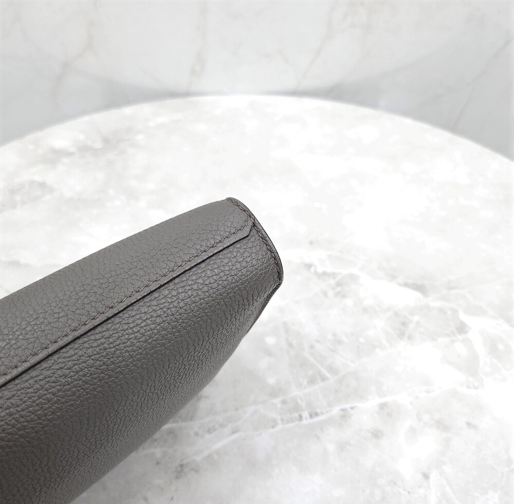 [럭스유] 에르메스 삭아데페슈 29 메신저백 그리스 에땅 은장 U각인