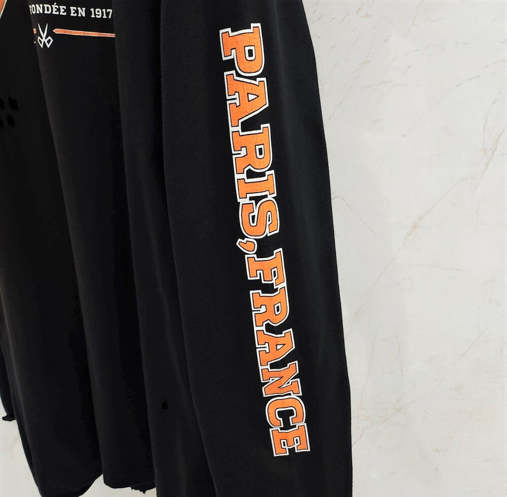 [럭스유] 3 / 발렌시아가 메종 BB 로고 프린팅 오버 롱 슬리브 티셔츠 681046