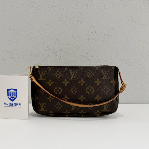 루이비통 모노그램 악세수아 포치백 M51980