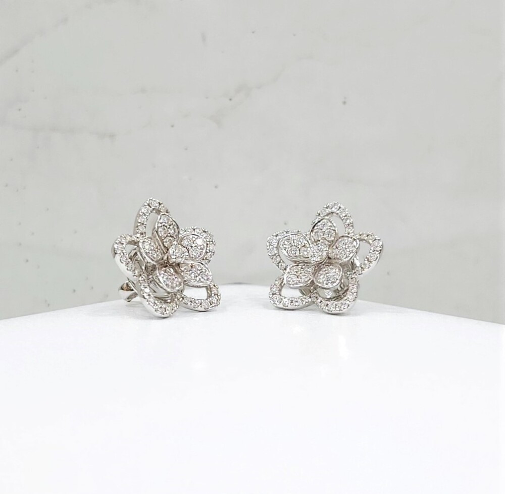 [럭스유] (새상품) 그라프 와일드 플라워 다이아몬드 스터드 이어링