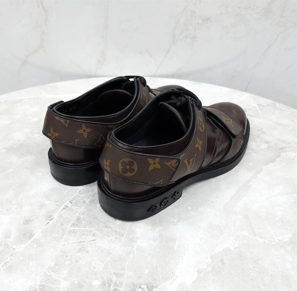 [럭스유] 8 / 루이비통 모노그램 스트랩 LV 더비 슈즈 1A8JKB