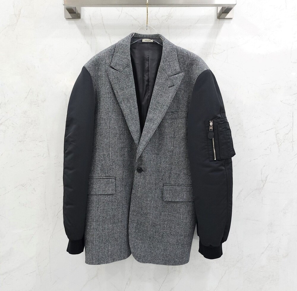 [럭스유] 52 / 알렉산더맥퀸 하운드투스 지퍼 패딩 자켓