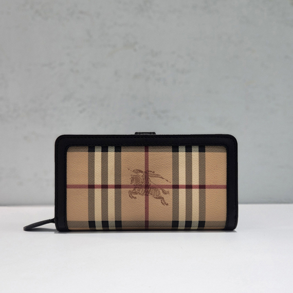 버버리 클래식 체크 장지갑