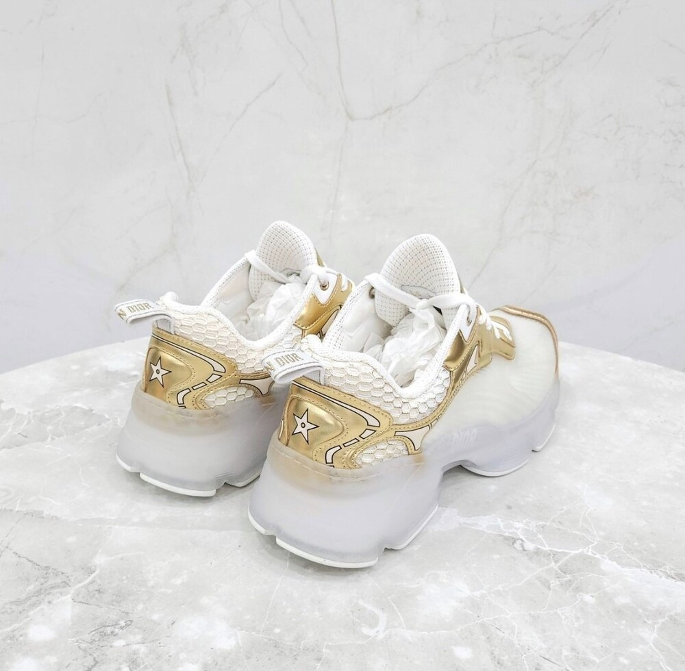 [럭스유] 39 / 디올 바이브 테크니컬 스니커즈